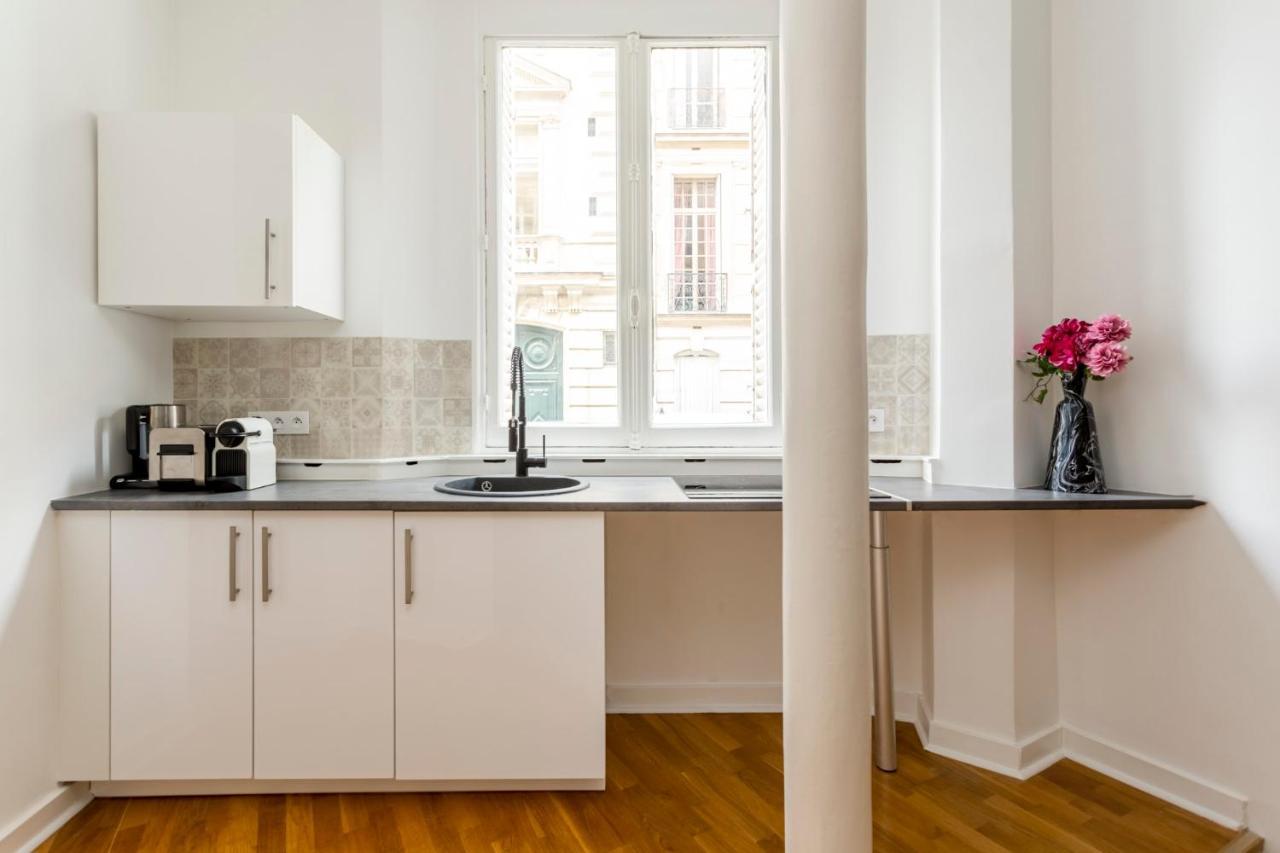 Cozy Apartment - Champs Elysees - Monceau Paris Exterior foto